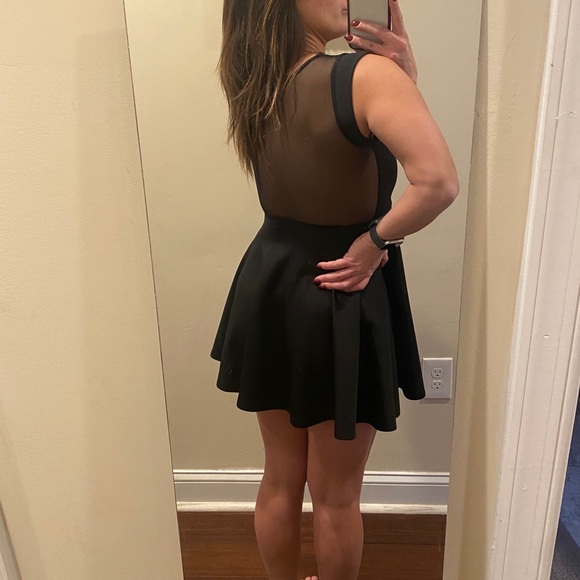 TheVintageShop Deep V Little Black Dress Size S - Picture 4 of 9